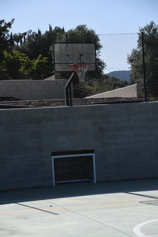 Lagar Del Chorro Junto Caminito Del Rey Piscina Y Baloncesto Apartment Екстериор снимка