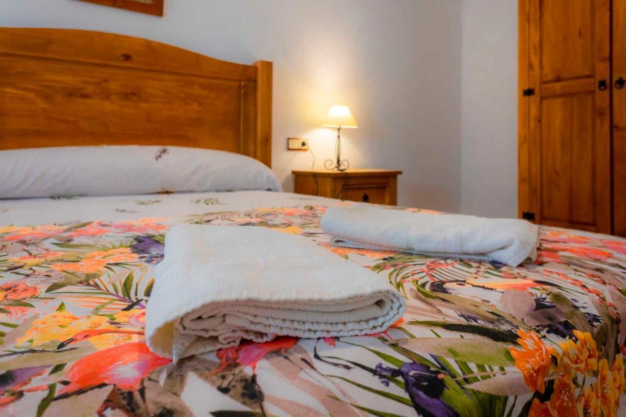Lagar Del Chorro Junto Caminito Del Rey Piscina Y Baloncesto Apartment Екстериор снимка