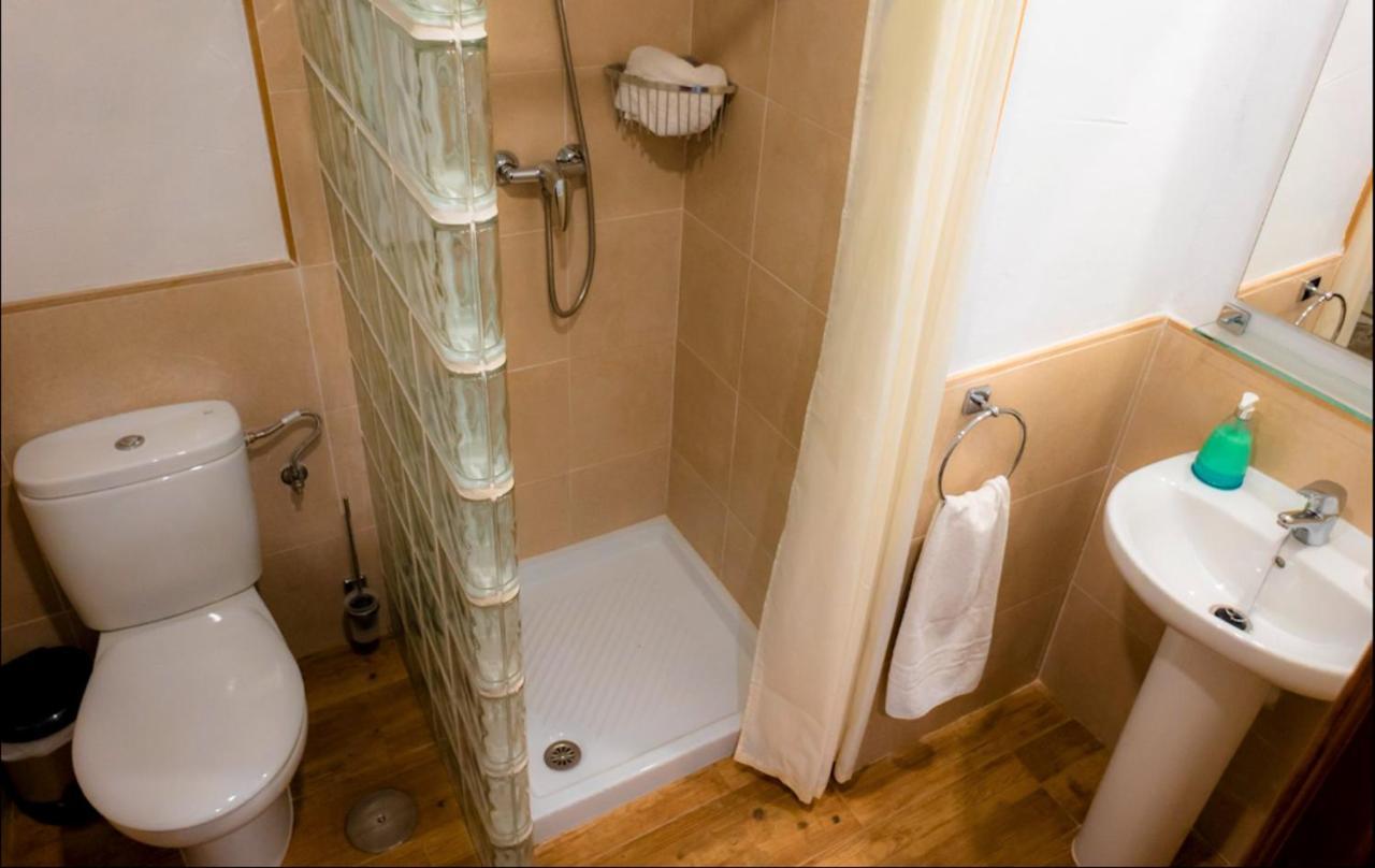 Lagar Del Chorro Junto Caminito Del Rey Piscina Y Baloncesto Apartment Екстериор снимка