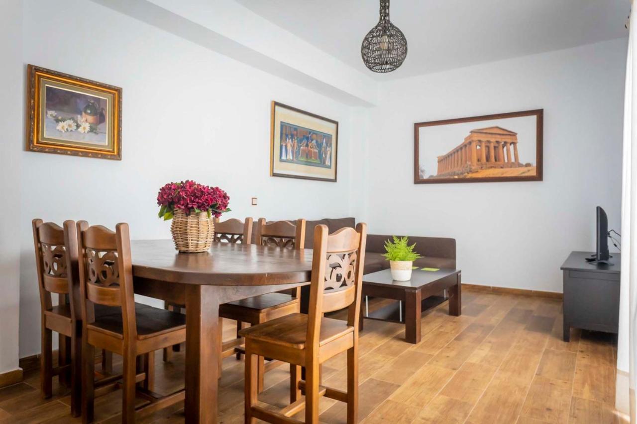 Lagar Del Chorro Junto Caminito Del Rey Piscina Y Baloncesto Apartment Екстериор снимка