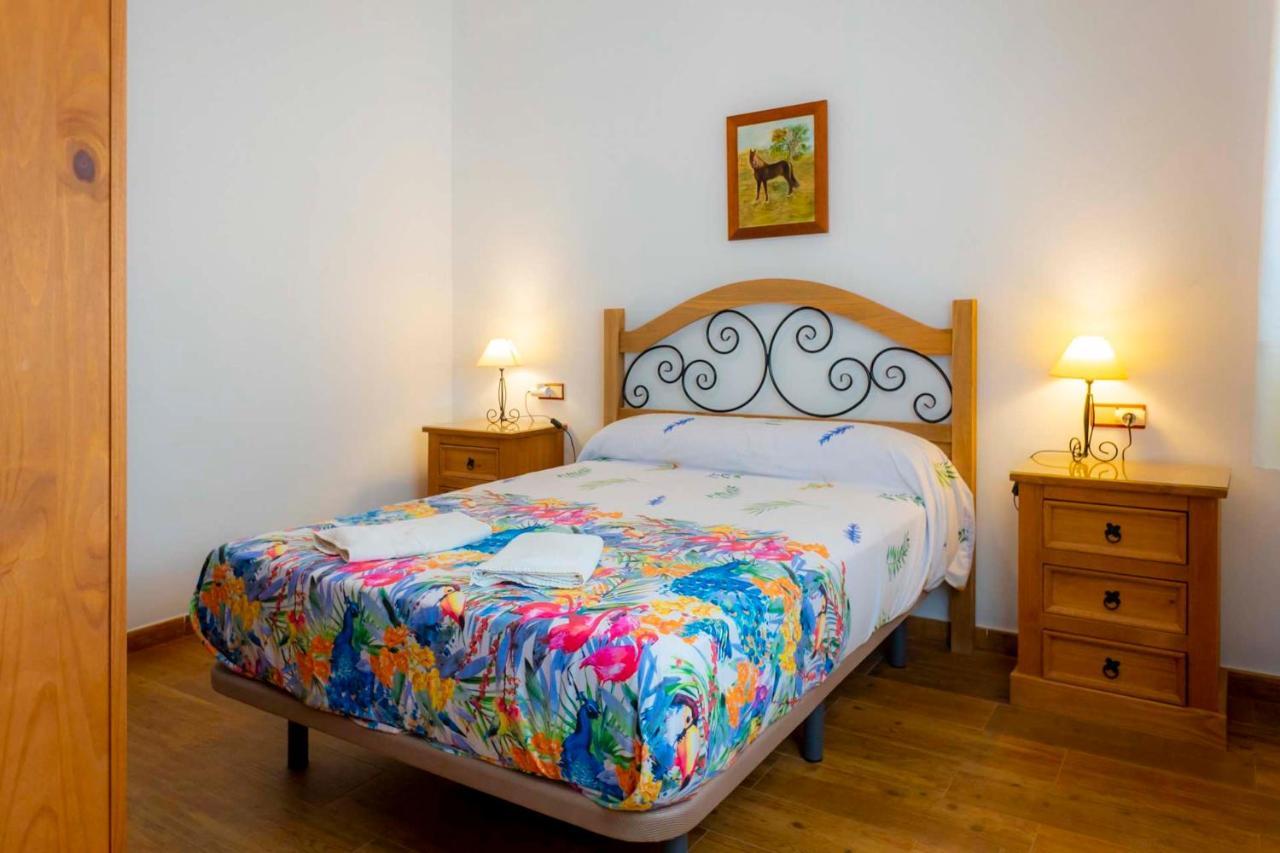 Lagar Del Chorro Junto Caminito Del Rey Piscina Y Baloncesto Apartment Екстериор снимка