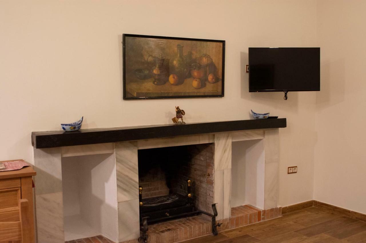 Lagar Del Chorro Junto Caminito Del Rey Piscina Y Baloncesto Apartment Екстериор снимка