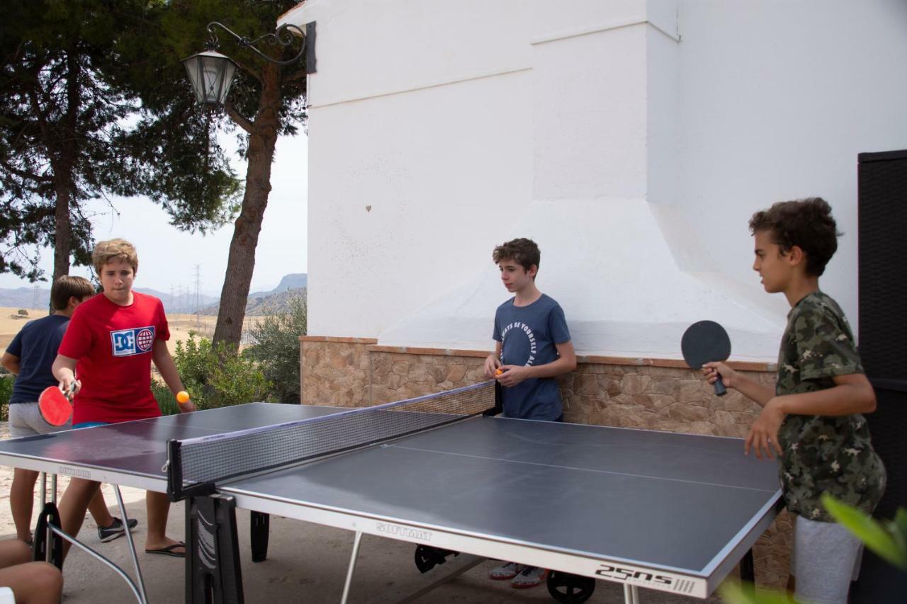 Lagar Del Chorro Junto Caminito Del Rey Piscina Y Baloncesto Apartment Екстериор снимка